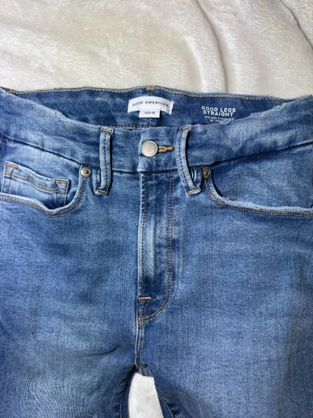 Good American Good Legs Straight Jeans Size 00 4 32 Inseam - Picture 7 of 10